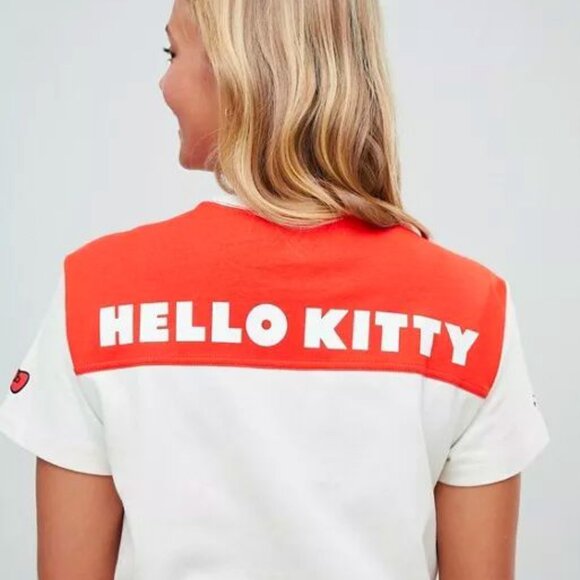 Women's Converse x Hello Kitty Football T-Shirt Egret/Fiery Red 10008210 Siz M L - Picture 4 of 8
